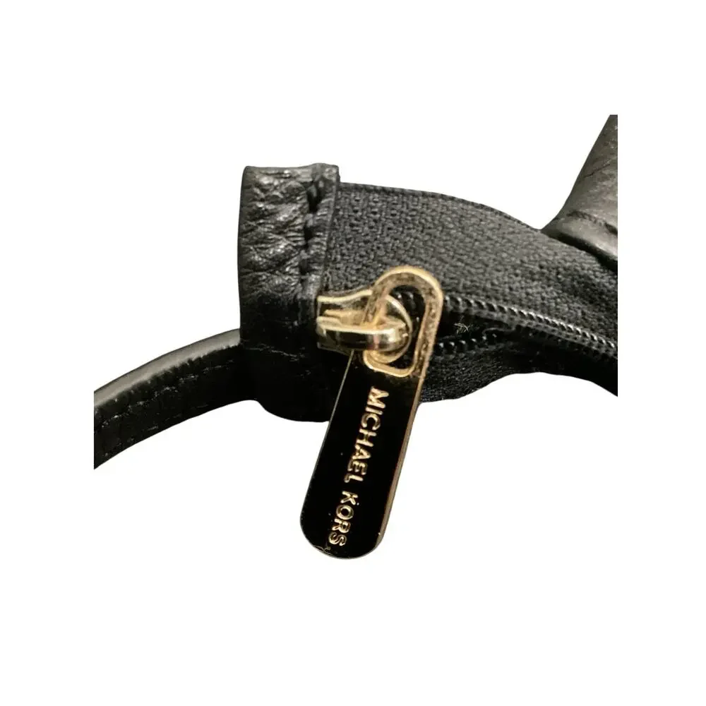 Michael Kors Wristlet Women’s One Size Small Zipper Closure Gold Tone Logo Black